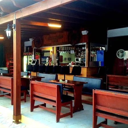 Carina מלון דירות איה נאפה