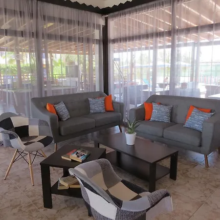 Hotel apartamentowy Carina 3*