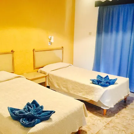 Carina Hotel apartamentowy 3*