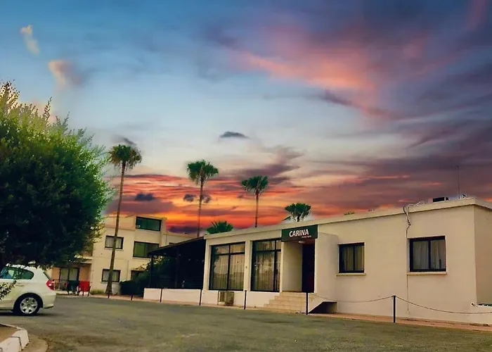 Carina Lägenhetshotell 3*