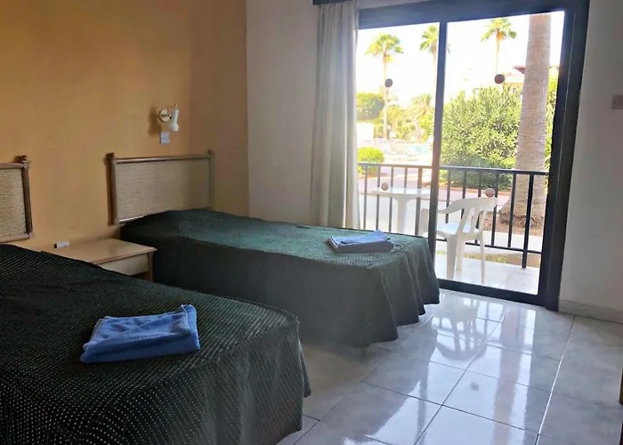 Carina Lägenhetshotell Ayia Napa